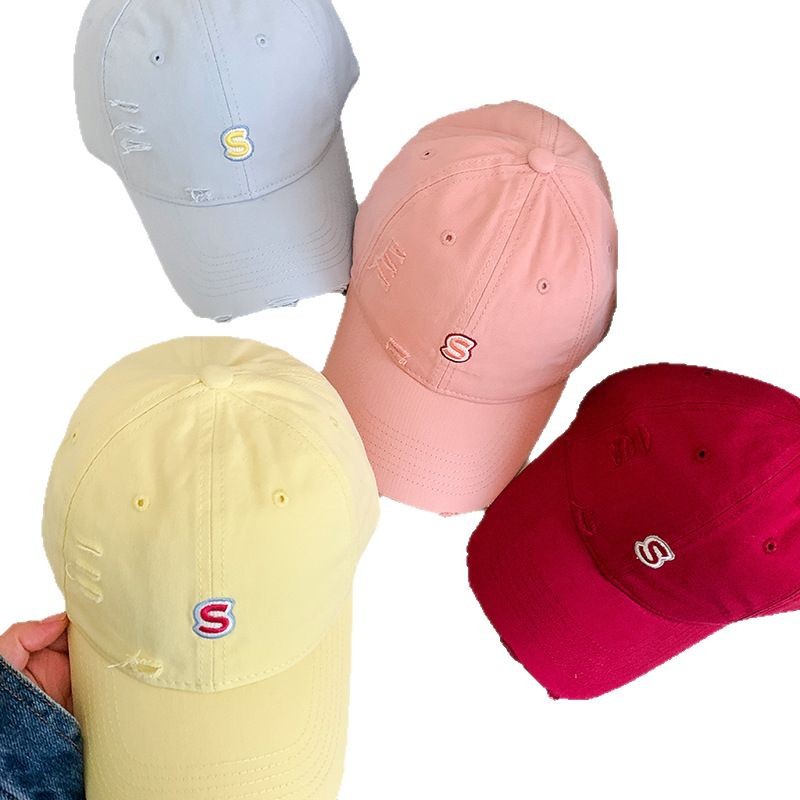 Sombreros de béisbol bordados de letras mujeres 2025 primavera y verano nuevo sombrero universal sombrero coreano de ala ancha muestra cara gorra de lengua de pato