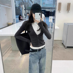 巨好看假两件上衣2025秋撞色辣妹长袖T恤女拉链款小众设计打底衫