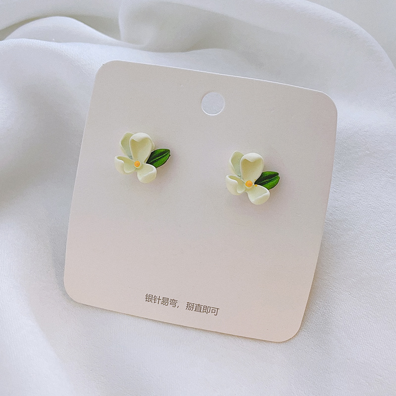 1 Pair Fairy Style Sweet Leaf Flower Spray Paint Inlay Imitation Pearl Alloy Opal Zircon Earrings display picture 4