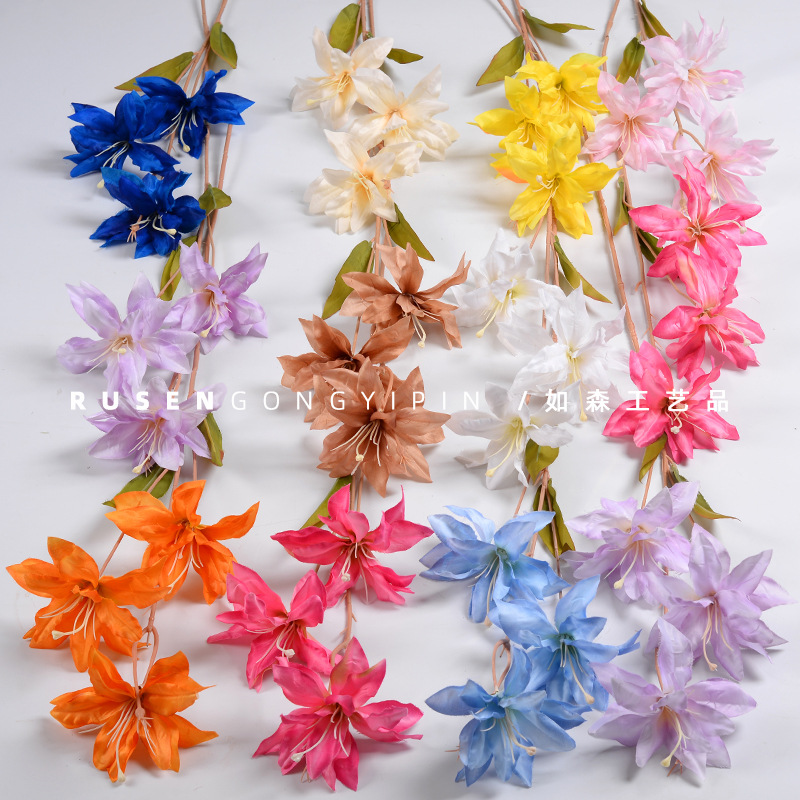 Flor artificial 3 lirios de tela de seda guía de boda decoración de la sala de estar del hogar flor artificial accesorios de tiro fábrica al por mayor