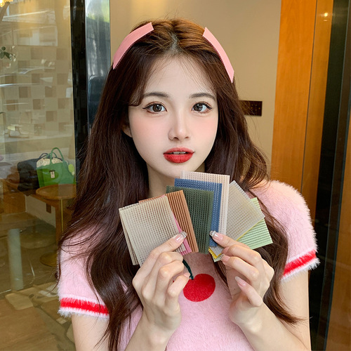 Ouyang Nana's same color bangs post, seamless Velcro stickers for women's broken hair, hair stickers, sticky hair artifact headgear