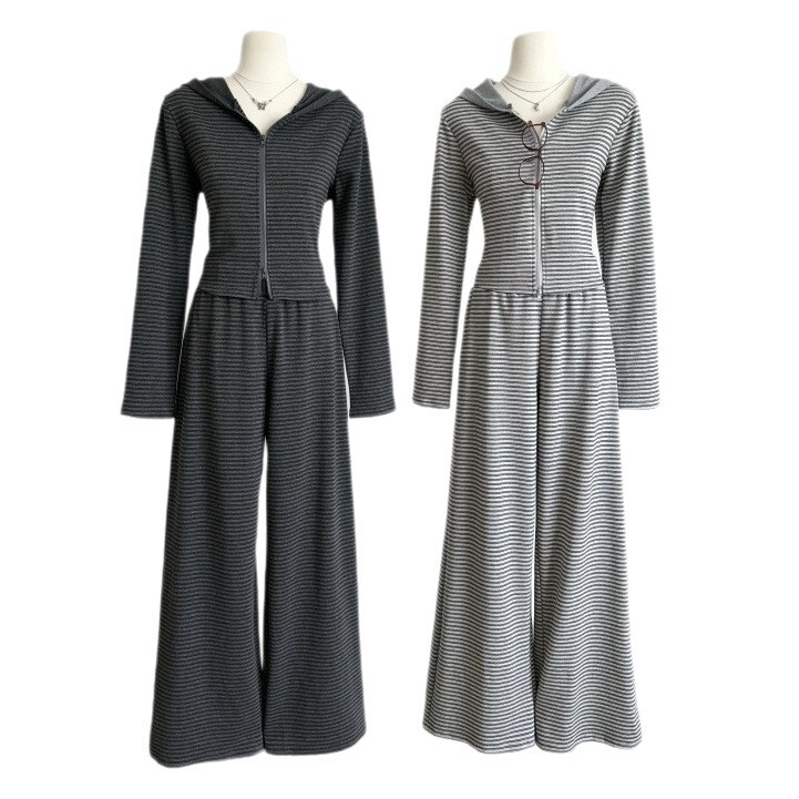 慵懒周末outfit 条纹修身正肩显瘦连帽卫衣套装女秋季|undefined