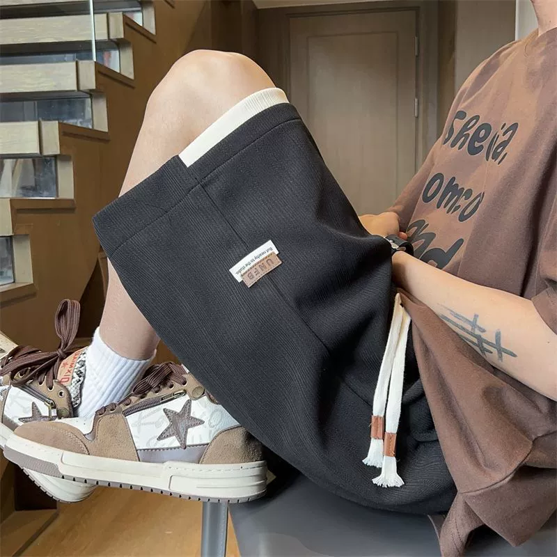 Мужские шорты из искусственного ледяного шелка из двух частей, лето 2025, новые свободные повседневные брюки средней длины, модная брендовая верхняя одежда, модные спортивные шорты