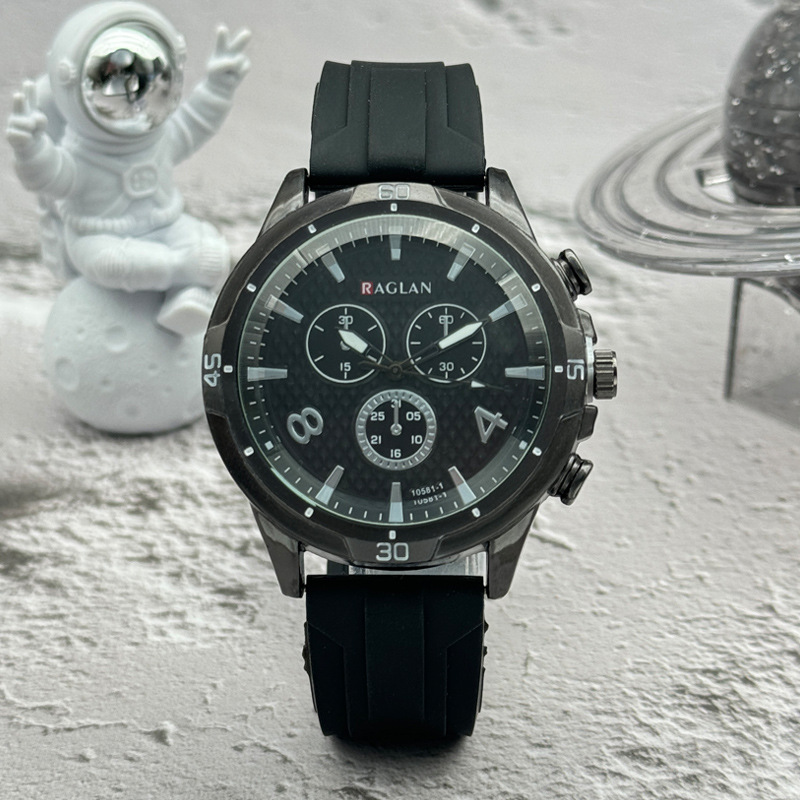 クロスボーダー外国貿易新型ファッションファッション男性腕時計学生レジャースポーツシリコンテープ大文字板石英時計男