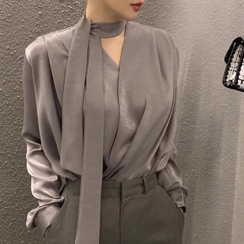 2025 New Anti-wrinkle Lace-up Shirt Women's Elegant Korean Ribbon Tie Bow French V-neck Top