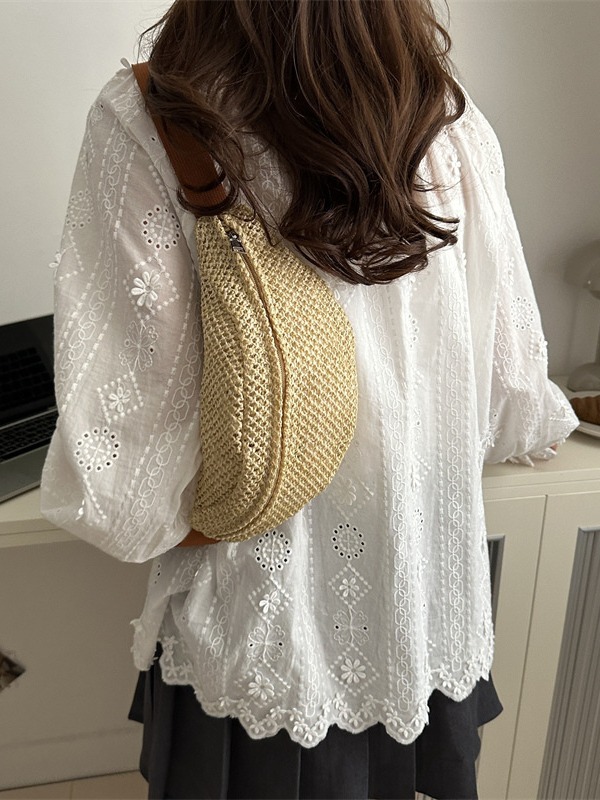 2024 verano transfronterizo nuevo estilo coreano tejido mini bolso de cintura de moda de mujer inclinado bolso de pecho de hombro bolso de paja al por mayor