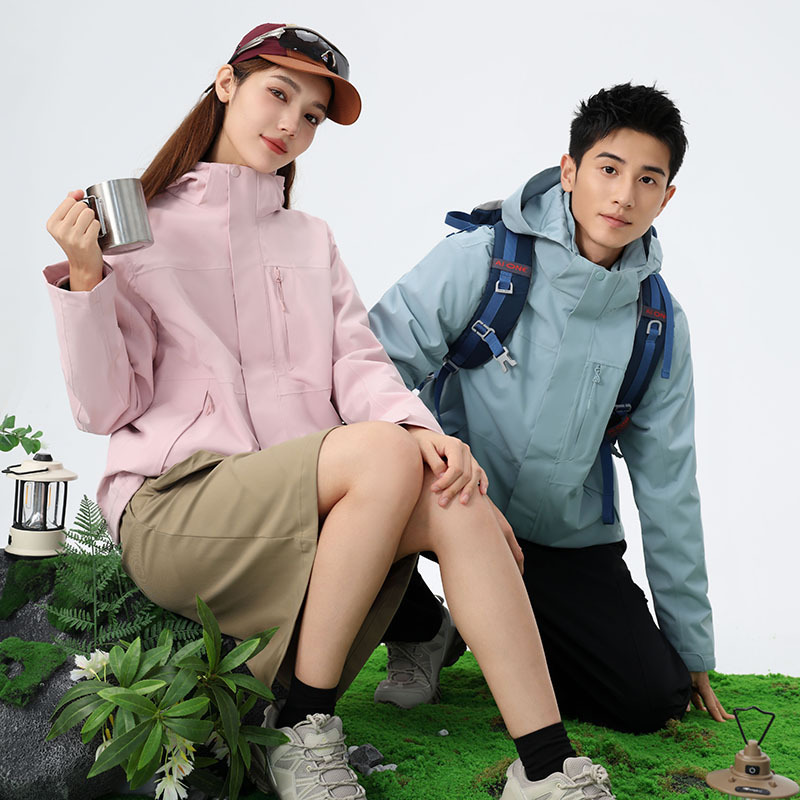 Highly Permeable National Standard Jacket for Women, Three-In-One Detachable Windproof and Waterproof Sports Jacket for Men, Detachable Liner Highly Permeable National Standard Jacket for Women, Three-In-One Detachable Windproof and Waterproof Sports Jacket for Men, Detachable Liner