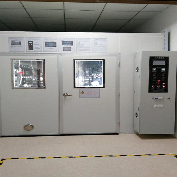 非标订做恒温老化房 东莞科昶为客户量身订做 步入式恒温恒湿房