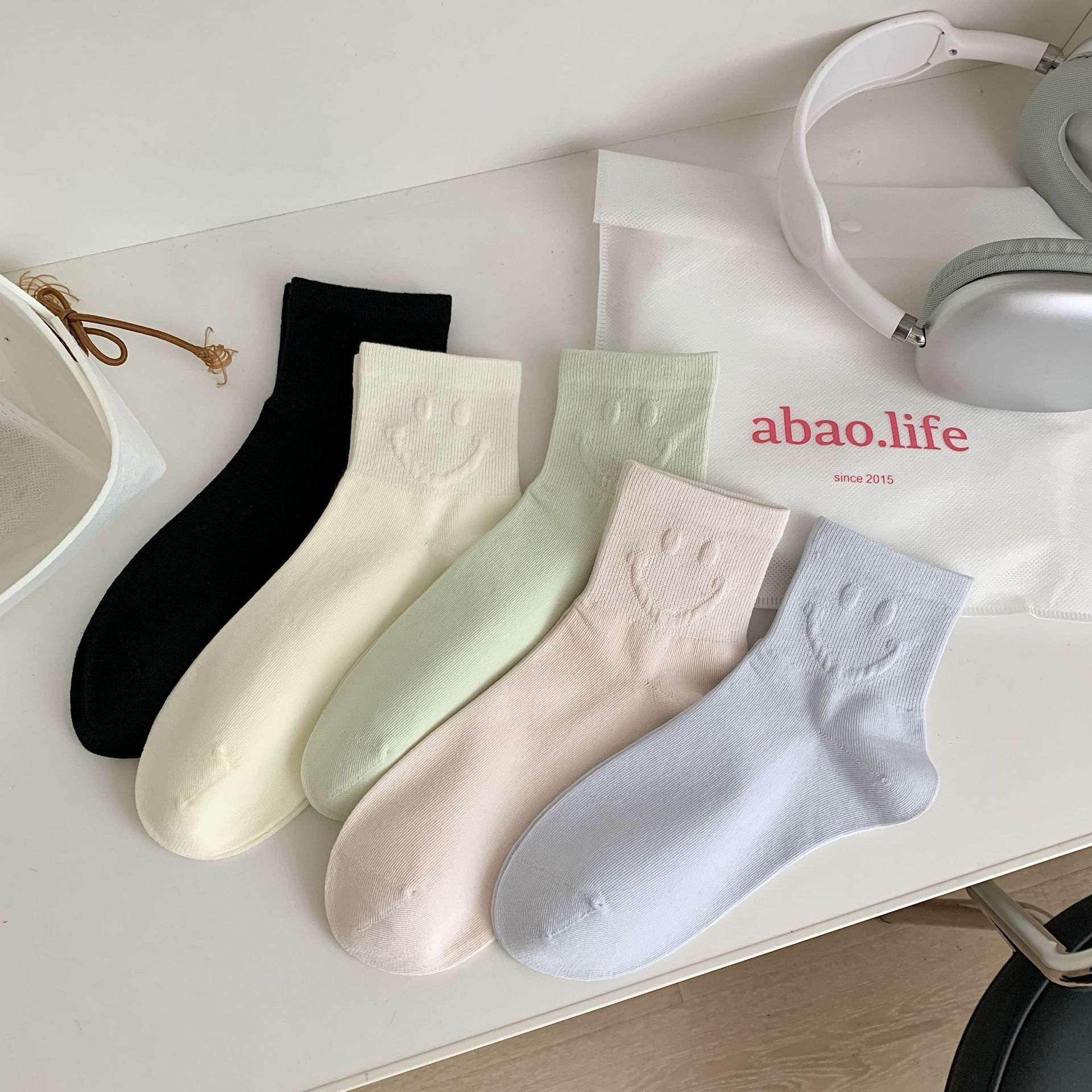 諸暨短筒襪女純色夏季透氣笑臉百搭簡約風日系短襪女批發清新