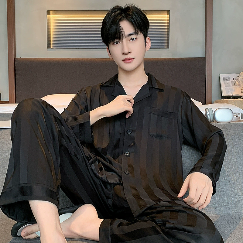 Мужской пижамный комплект из ледяного шелка с длинными рукавами, новинка 2026 года, весна-осень, большие размеры, свободный крой, тонкий, для весны и осени.