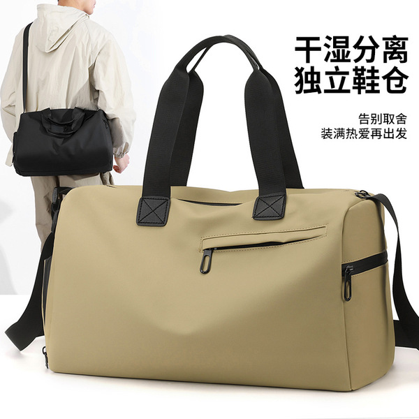 Capacious water repellent one-shoulder bag