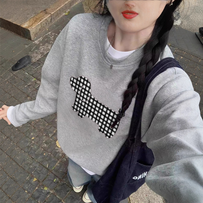 American-Style Gray Hooded Sweatshirt for Women, Fleece-Lined and Thickened, Base Layer, Round Neck, Loose and Lazy Style Top