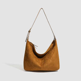 ins洋气百搭单肩包简约磨砂斜挎包2025冬新款女士腋下包通勤小包