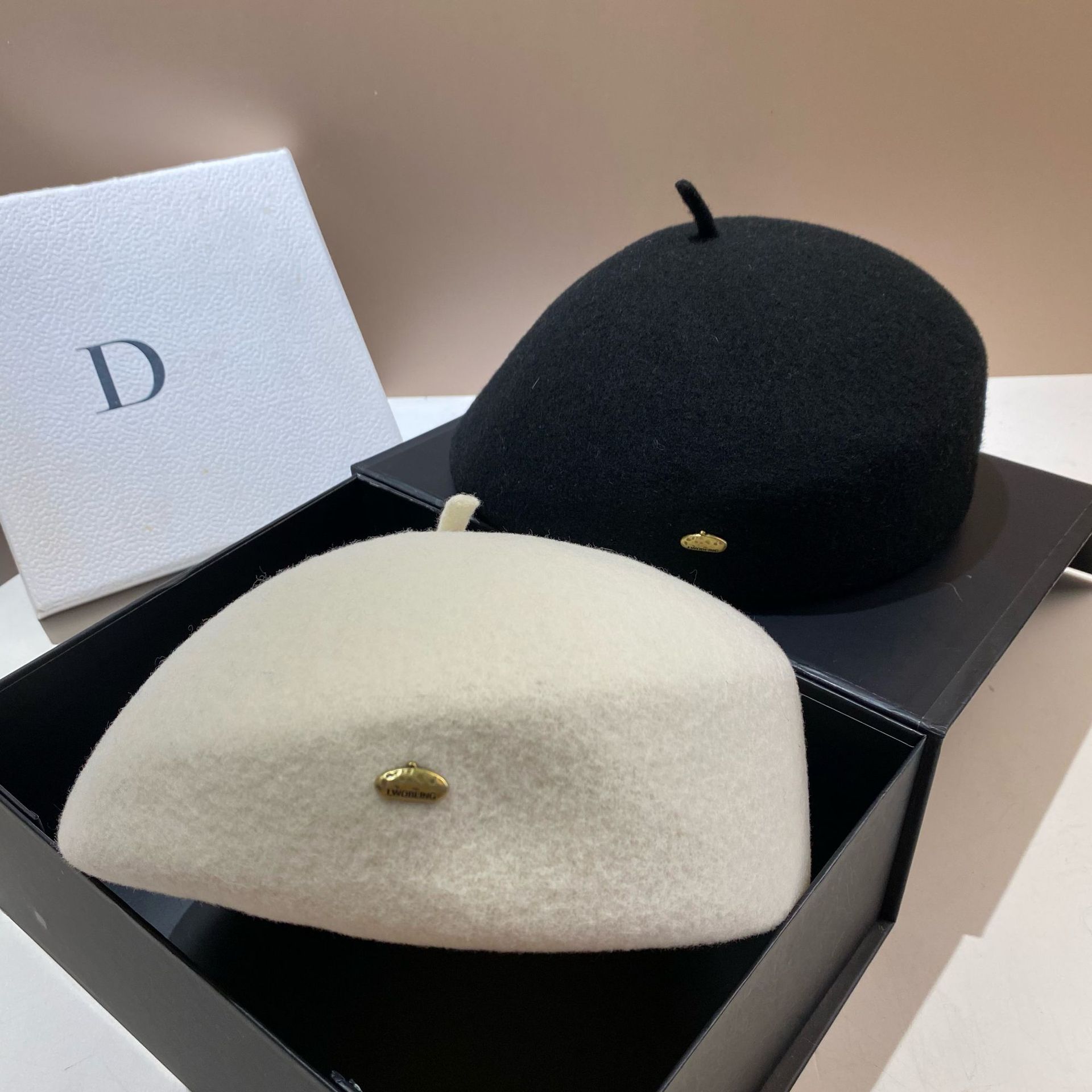 Hochwertige Baskenmütze aus Wolle, koreanische Version, dreidimensionaler Flugbegleiterhut im Promi-Stil, modisch und_voghion.com