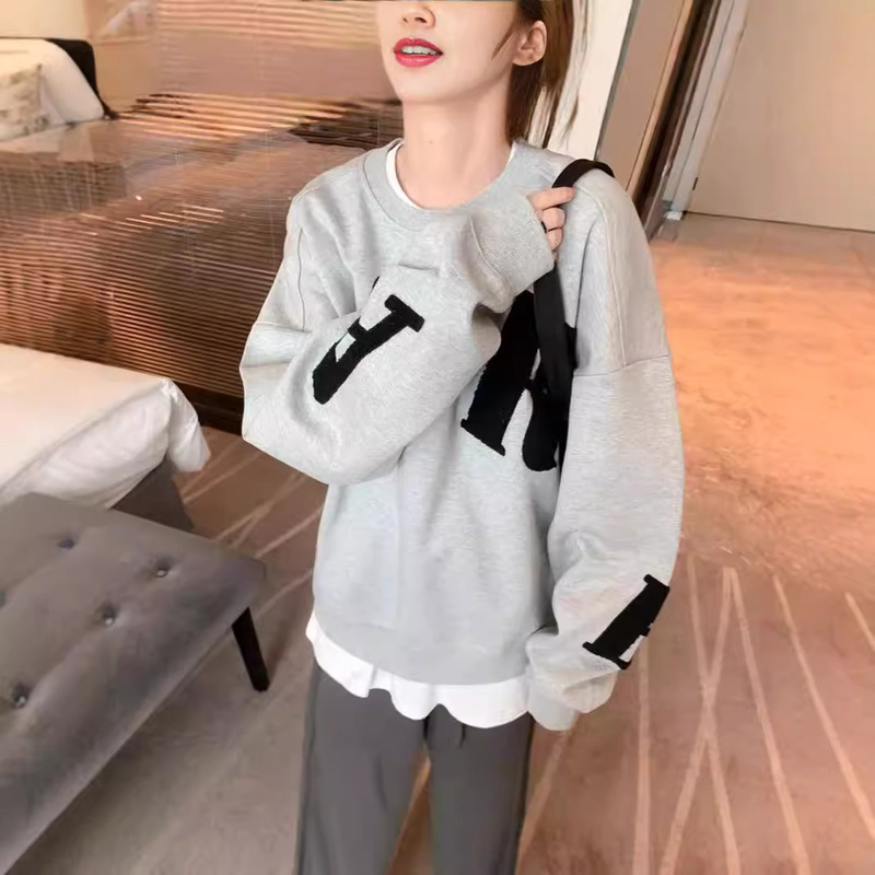 Aderh Sweatshirt Trendy Autumn and Winter New Towel Embroidered Letters for Men and Women Loose Casual Round Neck Pullover Top Long Sleeves