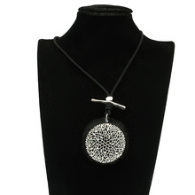 亚马逊热销欧美复古圆形项链女士金属双色吊坠简约时尚搭配毛衣链