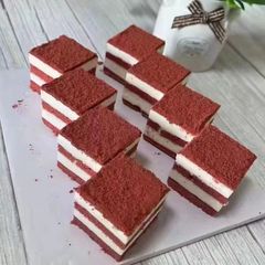 【包邮】顺丰包邮一元慕斯蛋糕小方块甜点冷冻网红西点西式冷冻糕