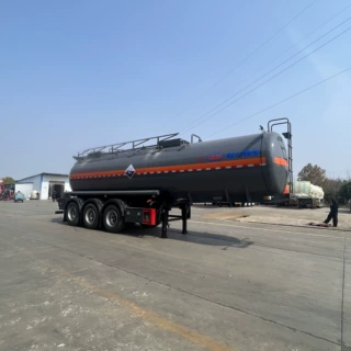 30吨硫酸盐酸专用运输罐车  可做出口定制车型  带图咨询