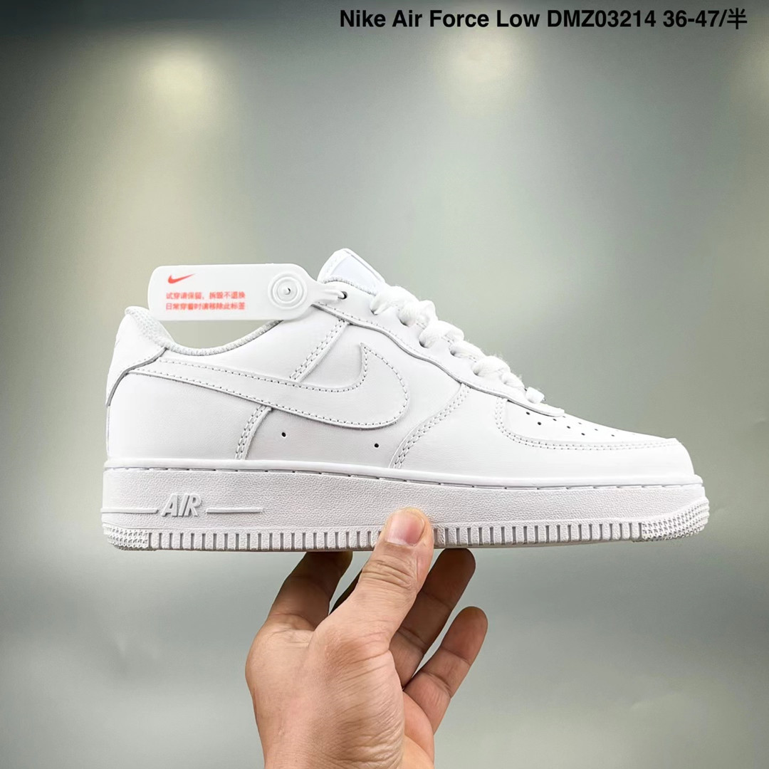 thumbnail for Putian high version Air Force No. 1 board shoes AF1 men&#039;s and women&#039;s low-top sports pure black white edge White shoes first layer cowhide