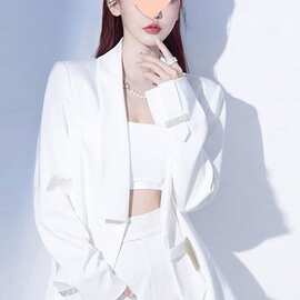 感御姐气质女神范白色西装职业两件套装