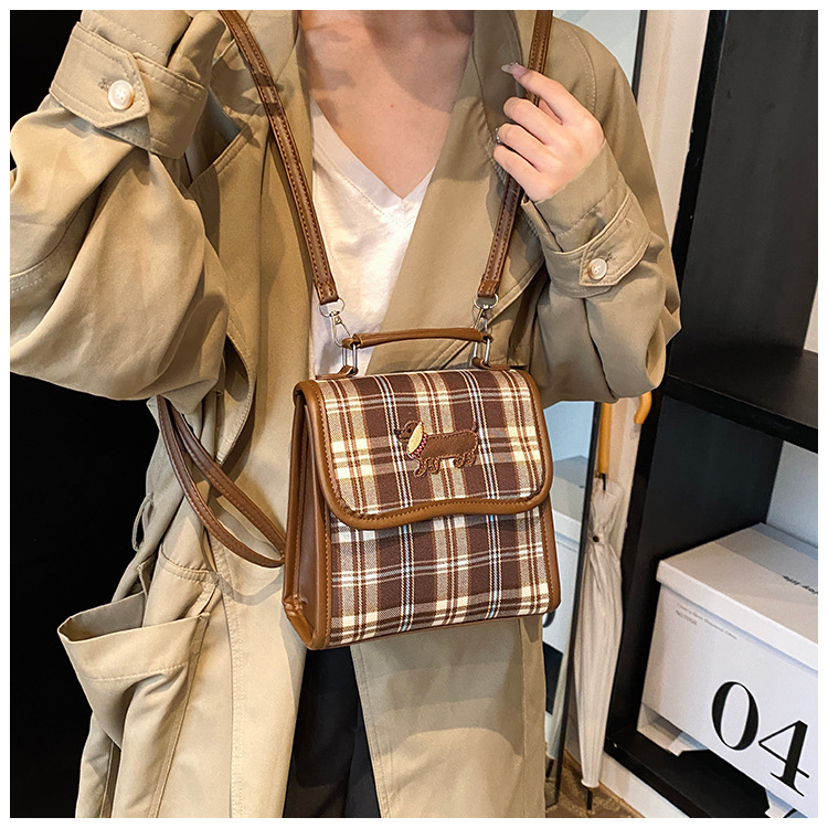 College-style backpack for women 2024 autumn new Dachshund student handbag, retro commuter crossbody bag undefined