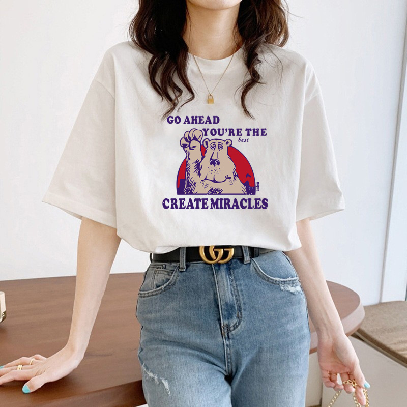 손짓하는 북극곰