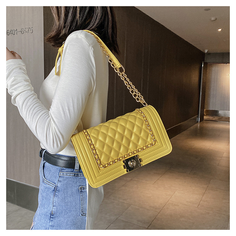 Women's Large Pu Leather Solid Color Streetwear Square Flip Cover Crossbody Bag display picture 2