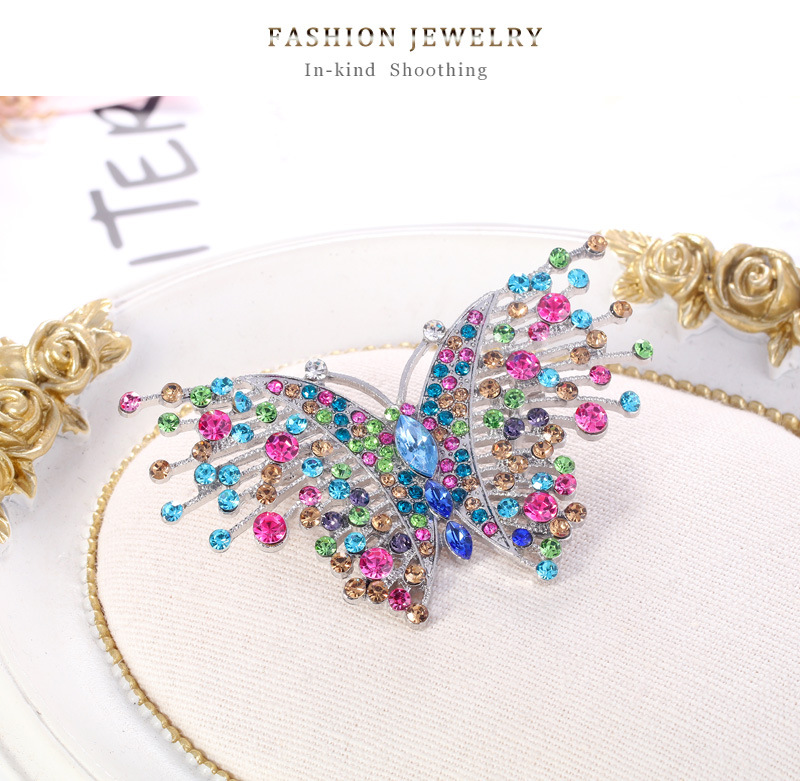 Wholesale New Retro Color Rhinestone Butterfly Brooch Nihaojewelry display picture 3