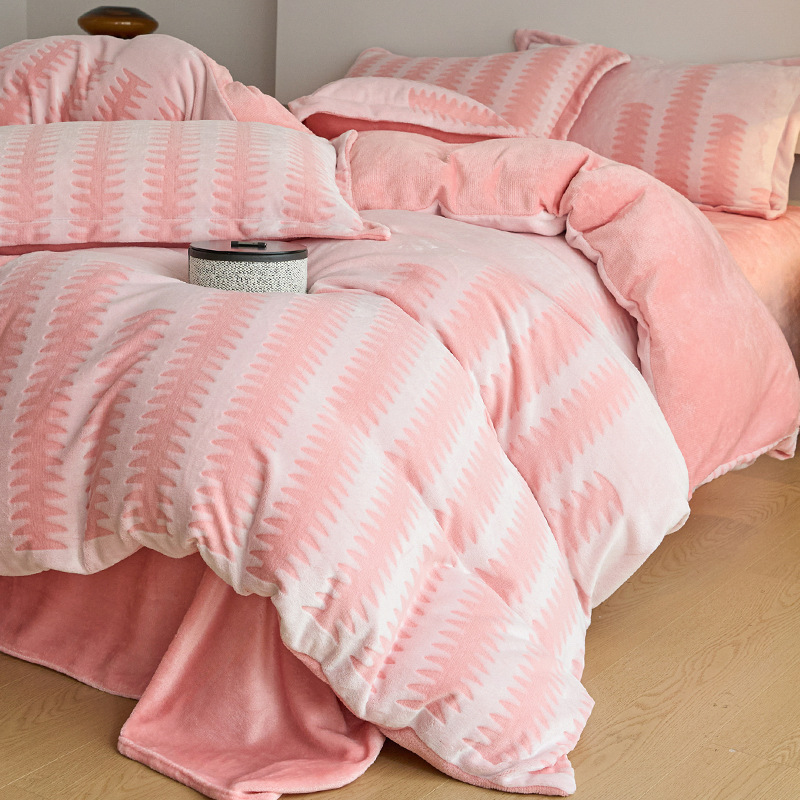Cuatro piezas de cubierta de edredón tallado invierno más seda de coral de leche sábanas de edredón cama de cama de cama caliente