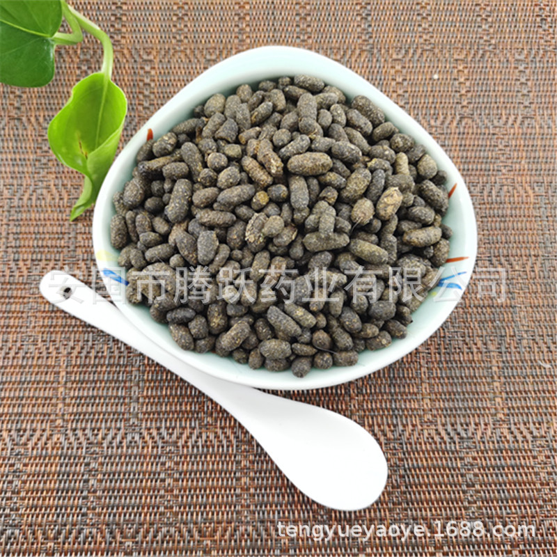 Wu Ling Zhi Trogopterus Dung Dried Chinese Herb 500g Bulk Pack in use