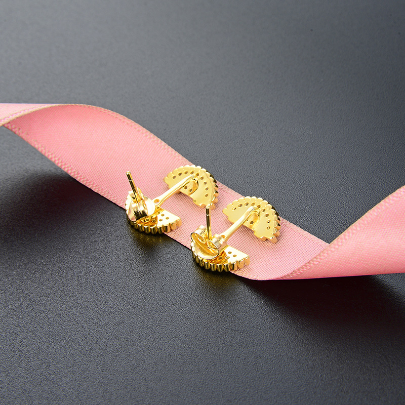 S925 plata esterlina sonrisa pendientes para las mujeres estilo coreano elegante luz lujo nicho diseño amarillo redondo expresión cara sonriente pendientes