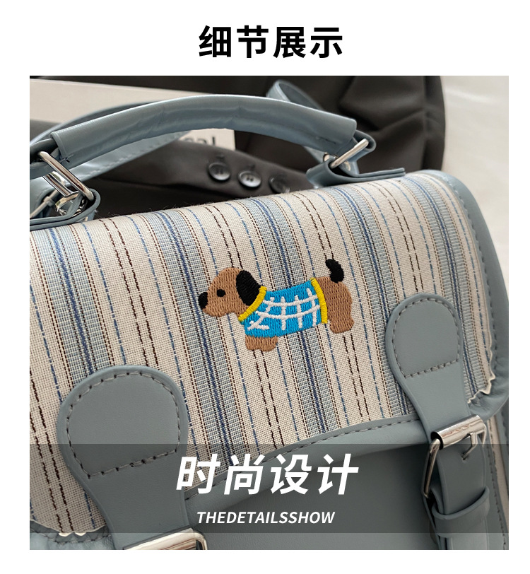 The new backpack for the autumn of 2024 is a fashionable and simple hand-held student single-shoulder bag with a checkered lid and a retro crossbody style Application Scenario