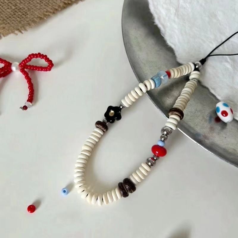 手作りのインスタ映えする黒い小花ビーズのリストチェーン、可愛いコントラストカラーの携帯電話ストラップ、CCDカメラストラップ、トレンド|undefined