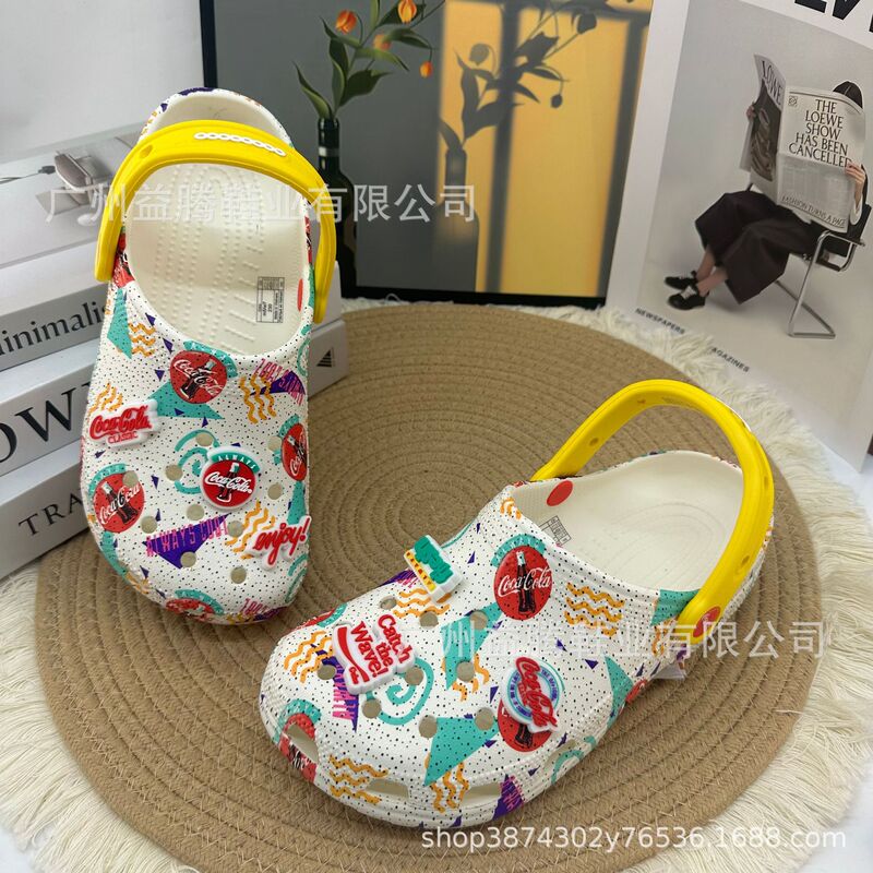 Kajia's New Model Coca-Cola Graffiti Outdoor Clogs, Closed-Toe Sandals for Men and Women, Comfortable, Breathable, and Wear-Resistant Shoes, 2026 New Model