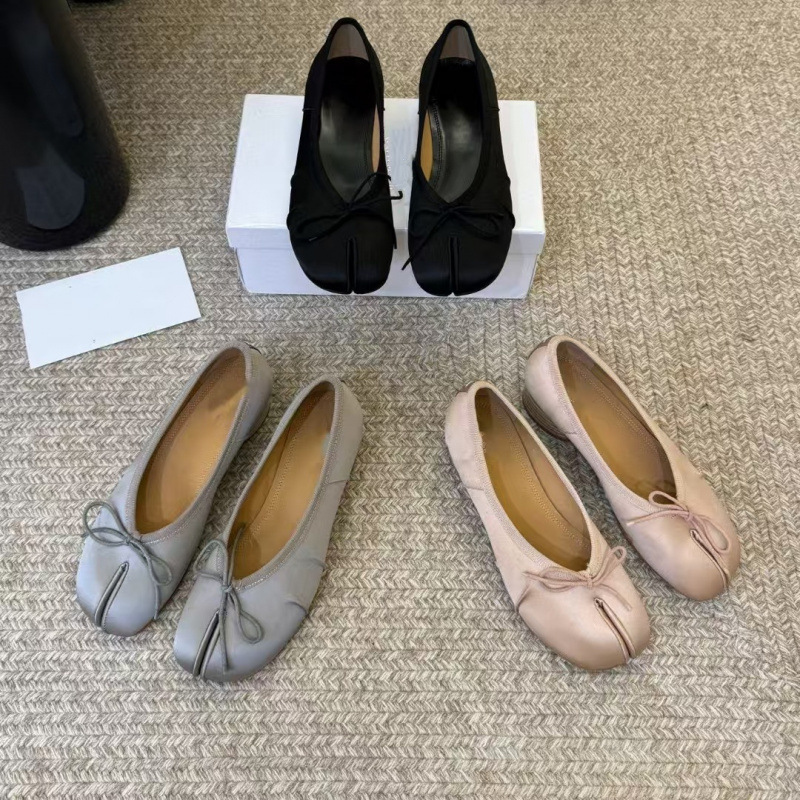 French-Style Vintage Satin Bowknot Split-Toe Round-Toe Flat Shoes, Genuine Leather Ballet Dance Shoes, Comfortable High Heels French-Style Vintage Satin Bowknot Split-Toe Round-Toe Flat Shoes, Genuine Leather Ballet Dance Shoes, Comfortable High Heels