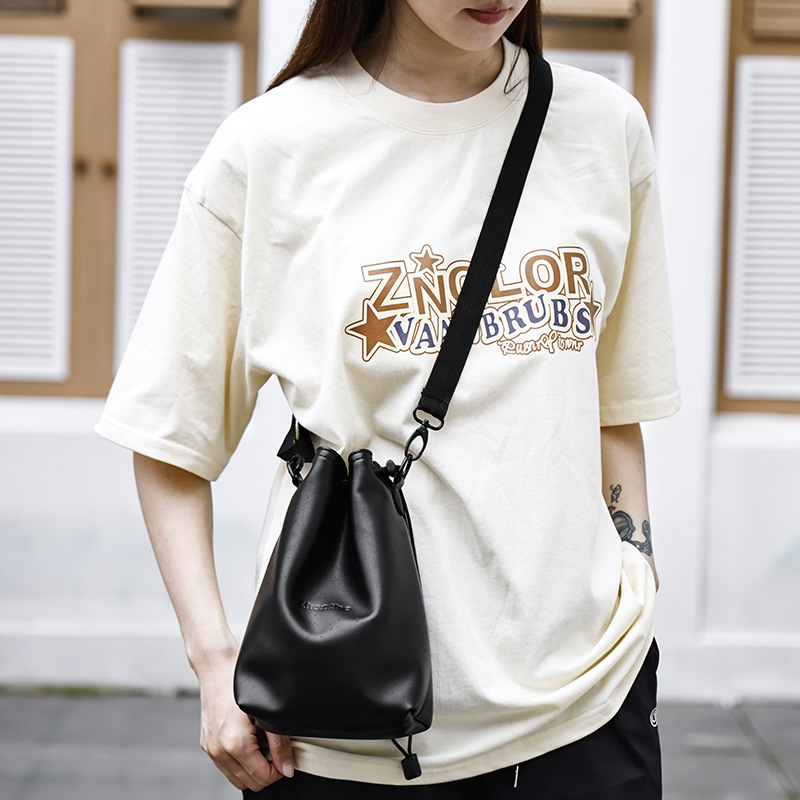 キヤノンニコンソニー富士一眼レフカメラバッグを適用して、片肩斜めに撮影した内胆バッグを収納して保護する