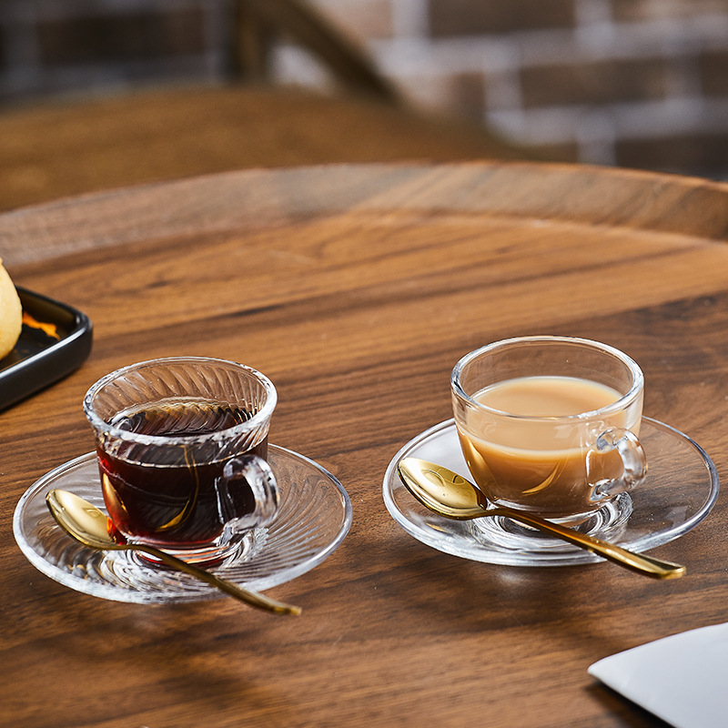 Tazas de café de vidrio, platos, tazas de café con tazas de café transparentes y resistentes al calor, tazas de café europeas de pequeño lujo con un mango