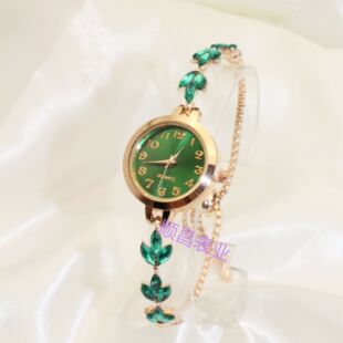 �¿����ʽ��朱�С�����~ˮ��p��С���PŮʿͨ�ڿ��ֱ�Ů���ֵ