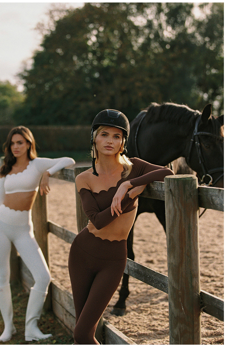 Top de yoga mujer manga larga con encaje y relleno_voghion.com
