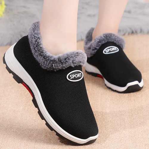 Winter warm women's cotton shoes with extra padding and thickness, soft-soled comfortable cotton boots for middle-aged and elderly, old Beijing mother shoes, snow boots