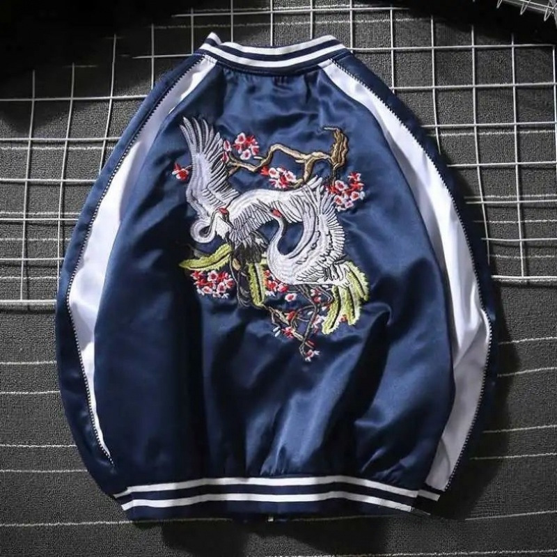 跨境春秋季日系横须贺刺绣外套男女原宿风情侣装修身短款夹克棒球