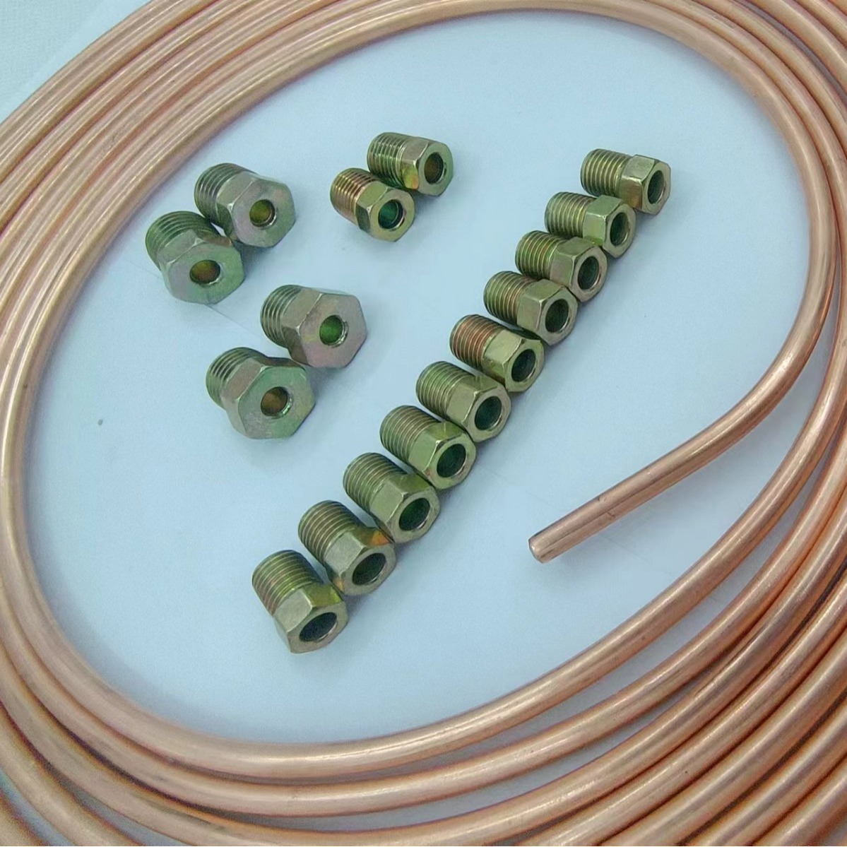 Tubo redondo de 4.76 mm con conector de cobre chapado en oro de grado industrial, línea de freno de 7.62 metros, piezas automotrices resistentes a la corrosión