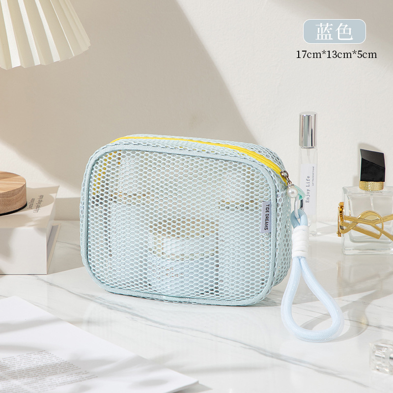 Blue fish - tofu bun (with lanyard, includes fish charm) / 17*5*13CM