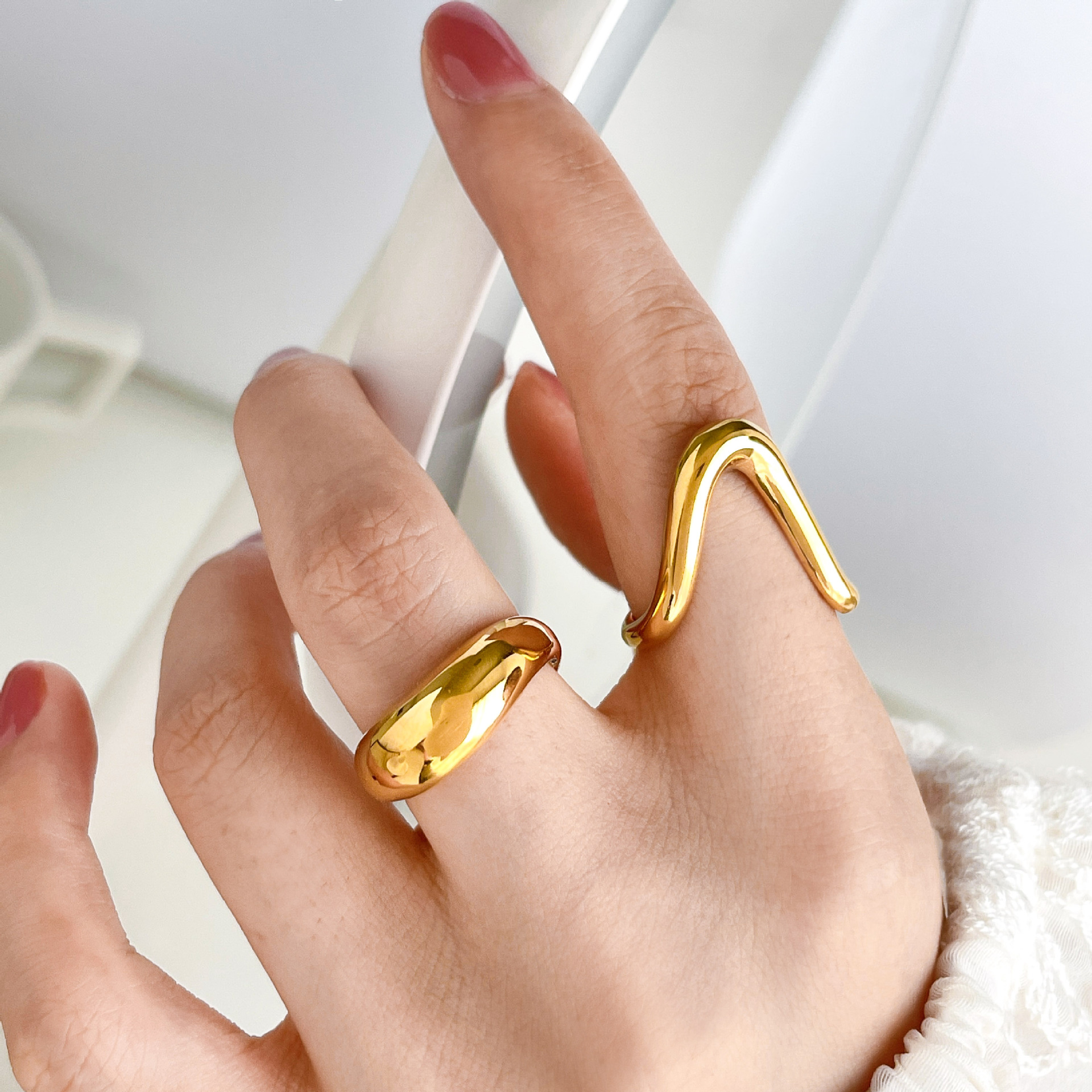 Solid Color Pattern Simple Style Commute Solid Color Titanium Steel Plating Gold Plated Rings