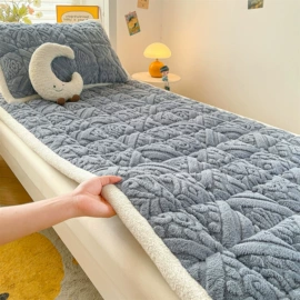 四件套;绒毯;纤维被