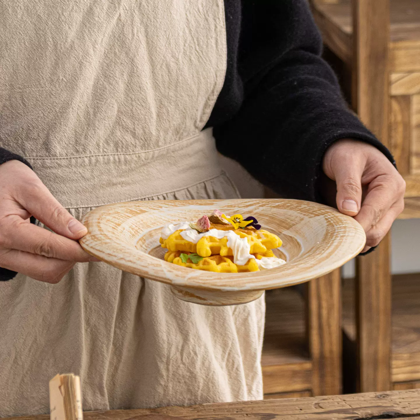 复古日式粗陶笔刷纹螺纹元宝盘异形甜品盘家用菜盘创意水果沙拉盘