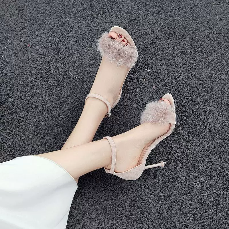 Женские босоножки на высоком каблуке 2025, новые летние универсальные босоножки на шпильке с одной линией ремешка, французский стиль, меховые туфли в стиле феи, большие размеры