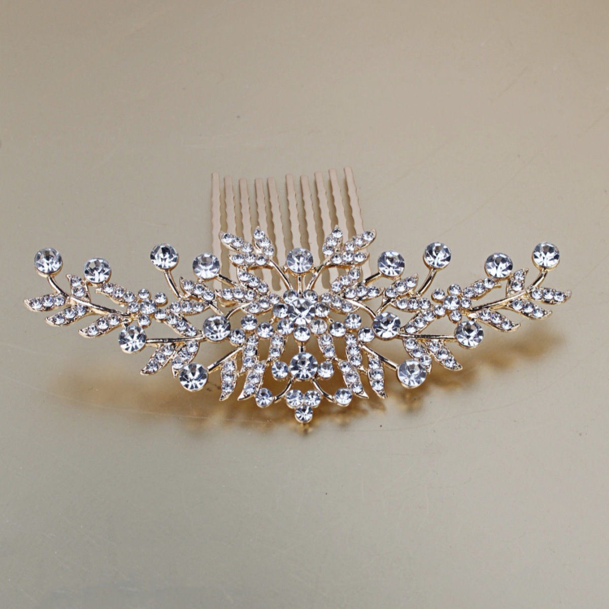 18g Weight Hair Combs Hair Accessories Type Rhinestones Inlay Material 1 Piece Quantity Wedding Occasion Alloy Material Flower Pattern Spring&Summer Season Women's Gender Inlay Design Classic Style Style Classic Style Women's Flower Alloy Inlay Rhinestones Hair Combs 6