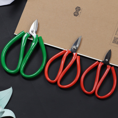 Small scissors, household paper-cutting scissors, tailor's pointed tips for cutting threads, student art office nail scissors, manufacturer wholesale