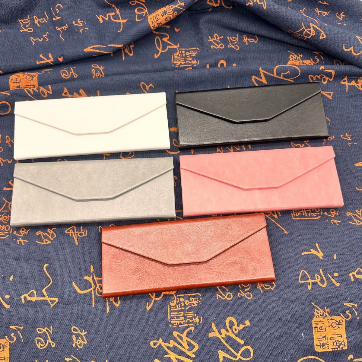 皮质软包眼镜盒时尚便携太阳镜盒新款包装墨镜盒绑带盒子现货批发